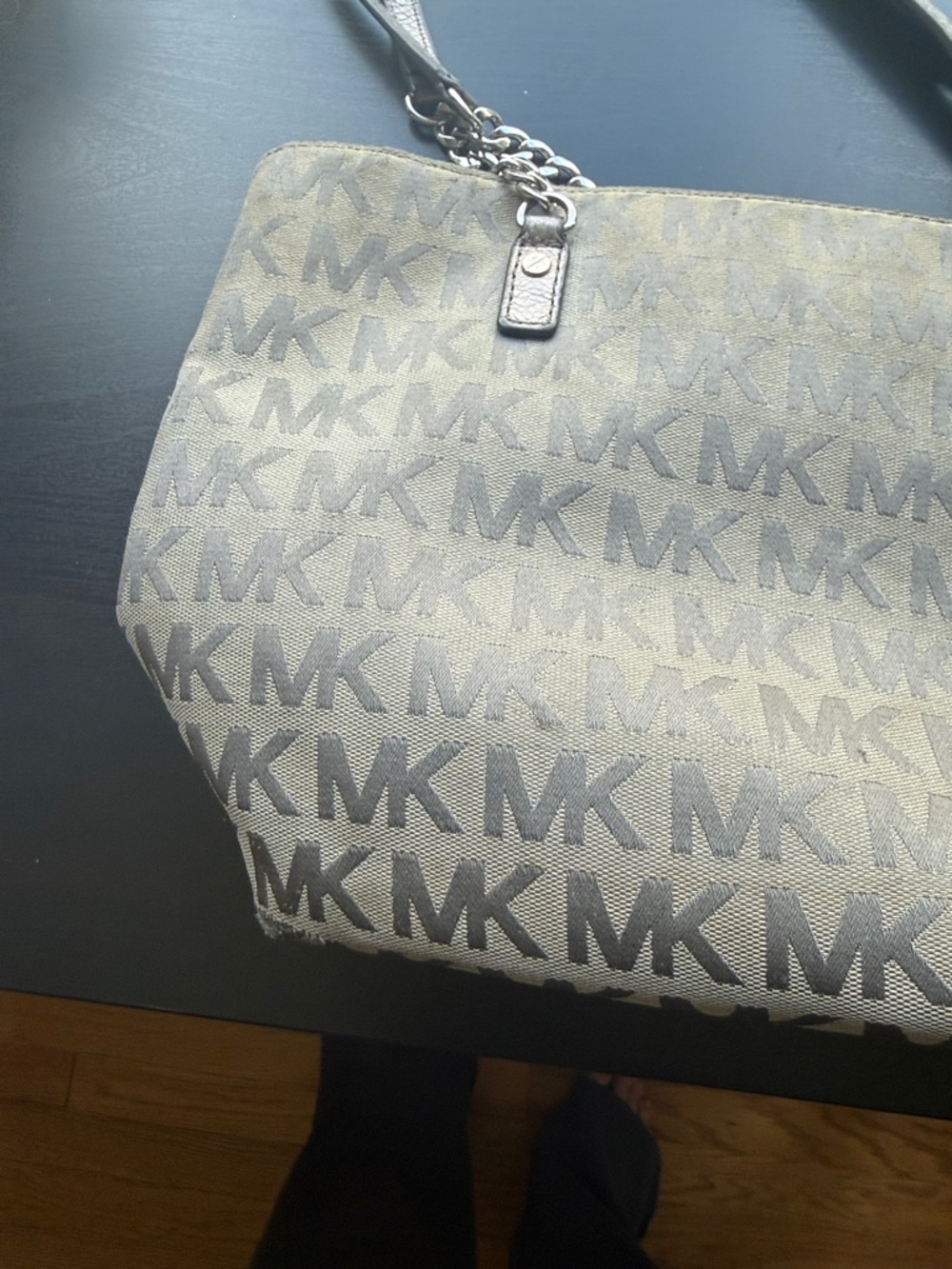 Michael Kors Gray MK Logo Chain-strap Tote - Picture 7 of 11